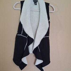 Self Esteem Woman XL Black and Cream Sherpa Drape Vest Faux